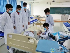 山东卫校在线招生中（初中即可报名）